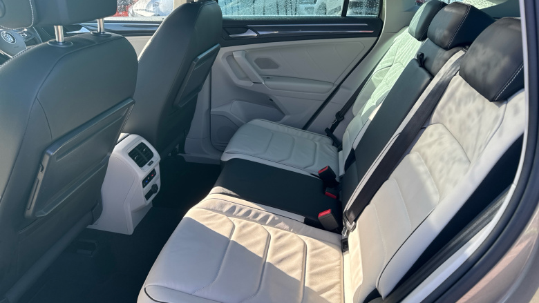 Volkswagen Tiguan 2.0 TSi 180 4Motion SEL 5dr DSG Petrol Estate